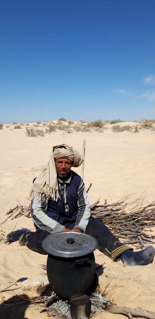 Yoga et Randonnée au Sahara, en Tunisie