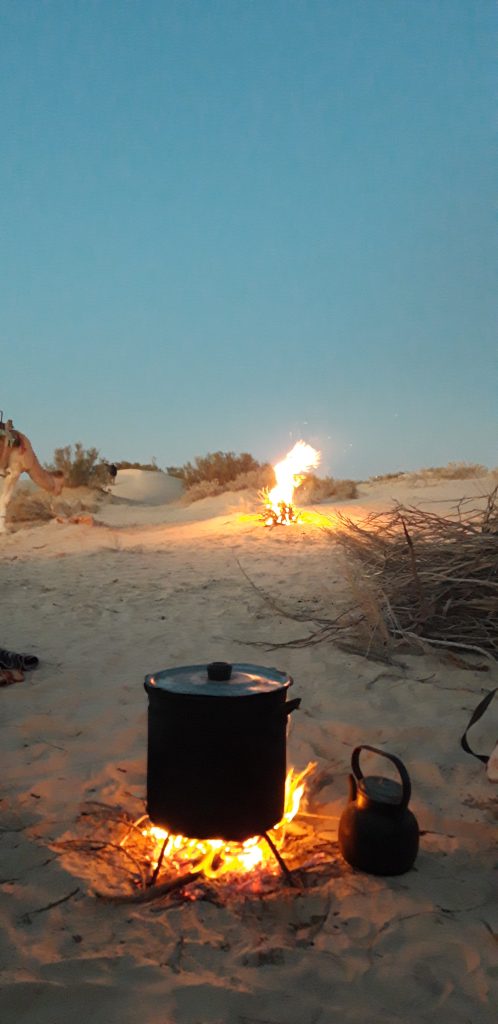 Yoga et Randonnée au Sahara, en Tunisie